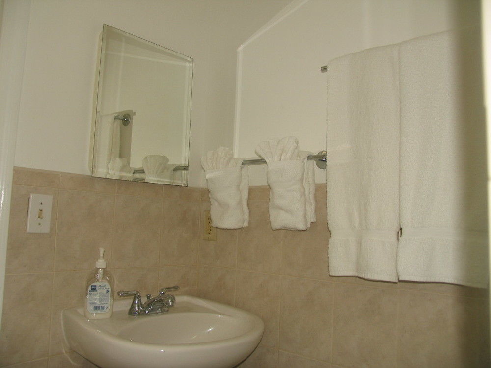 Southold Beach Motel Екстериор снимка